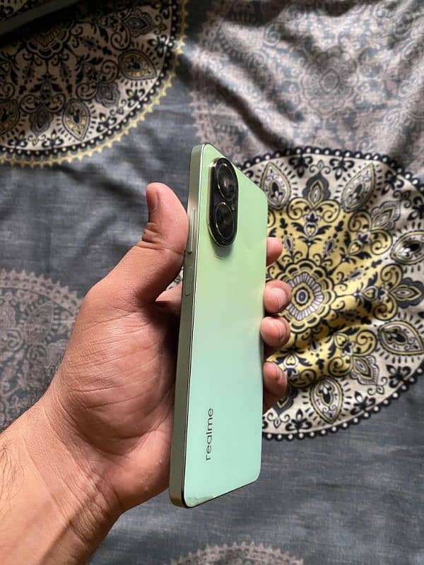 REALME C67 0