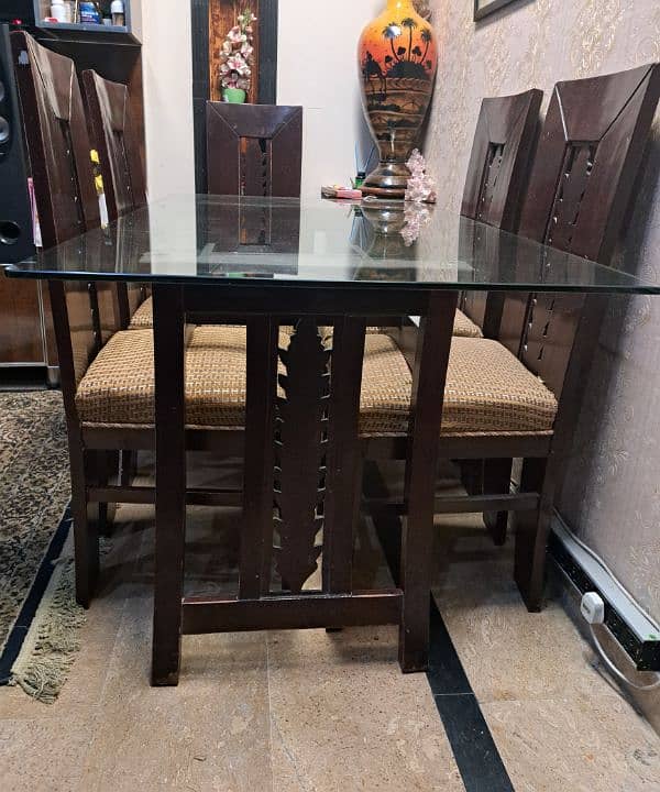 6 Chair Dining table 2