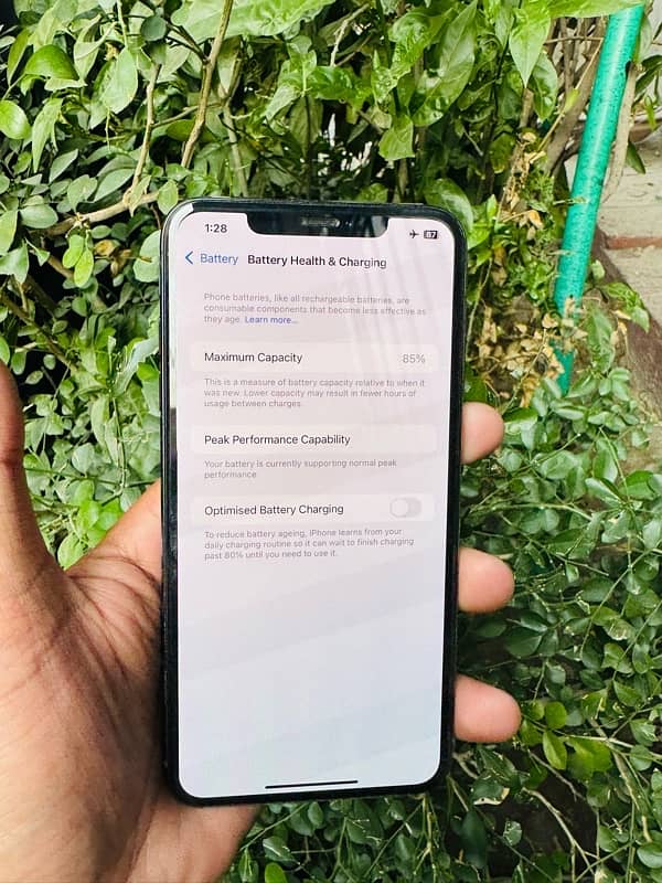 xs max 256gb water pack 85% battery health dual sim pta approved 10