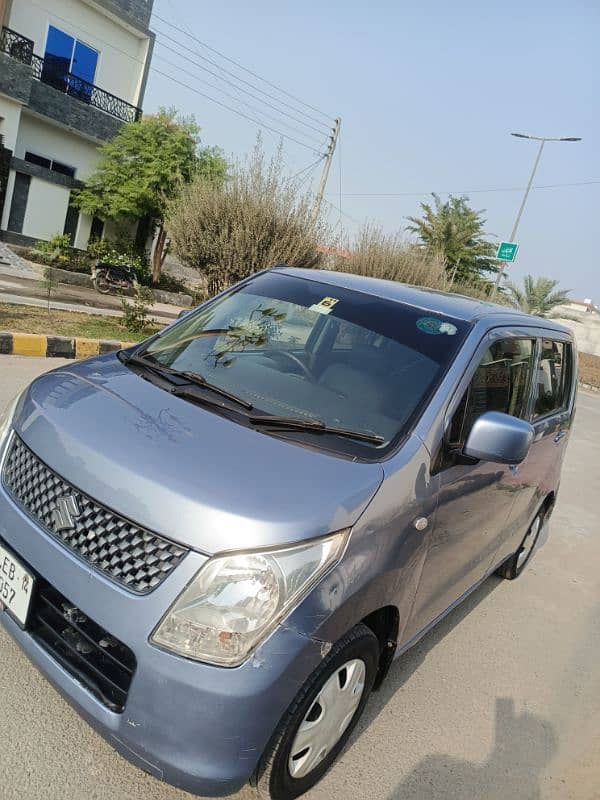 Suzuki Wagon R 2014 1