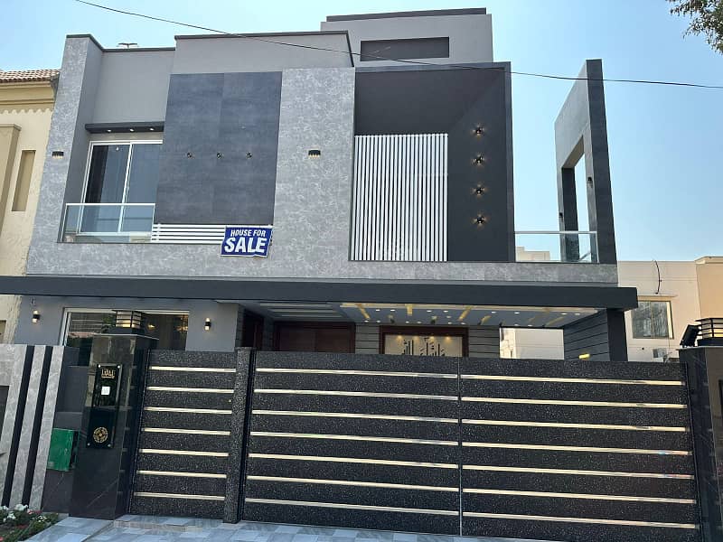 10 Marla Brand New House for Sale in Gulbahar Block, Bahria Town Lahore 1