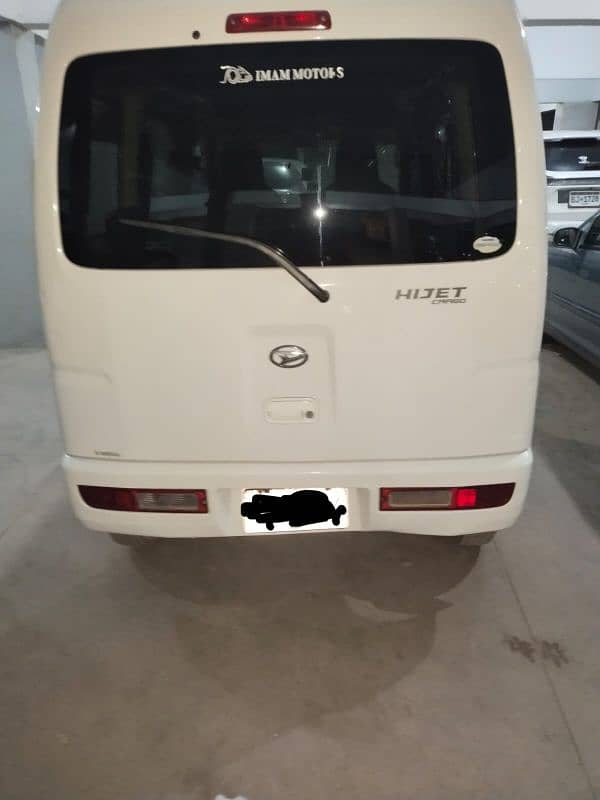 Daihatsu Hijet 2014 3