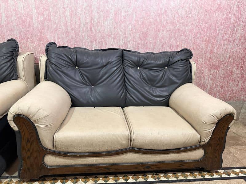 7 SEATER SOFA SET 0