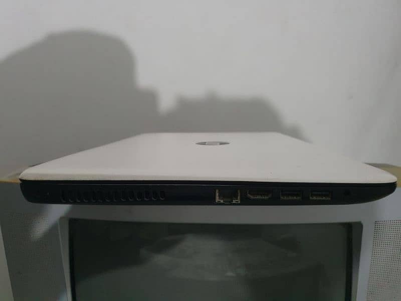 HP Notebook Amd 6th generation 4