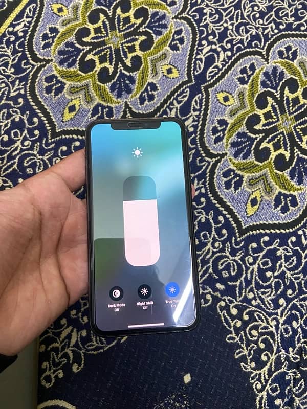 Iphone 11 Pro (Sim working) (Urgent Sale) NEED CASH 4