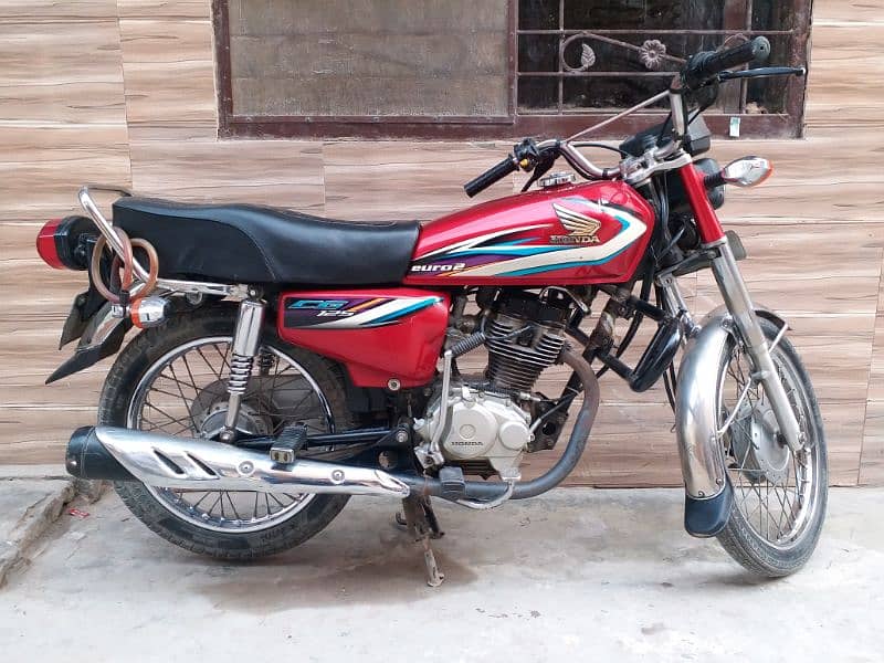 HONDA CG 125 GENUINE CONDITION 2