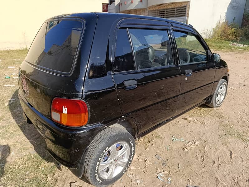 Daihatsu Cuore 2006 9