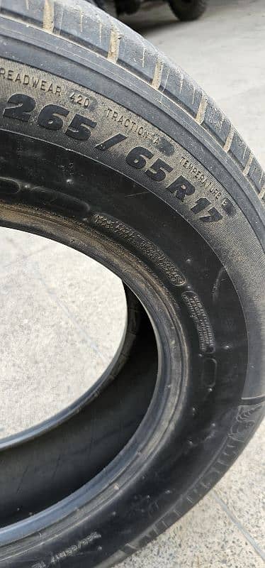 4 tyre  michllen fortuner 265/65 R 17  used for sale in good condition 0