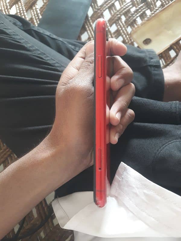 iPhone xr nonpta 6