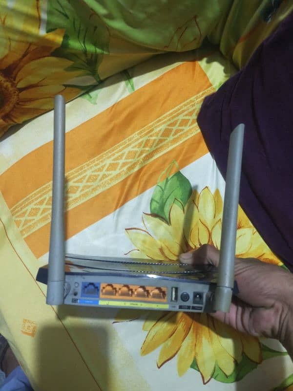 Tplink router urgent sale 1