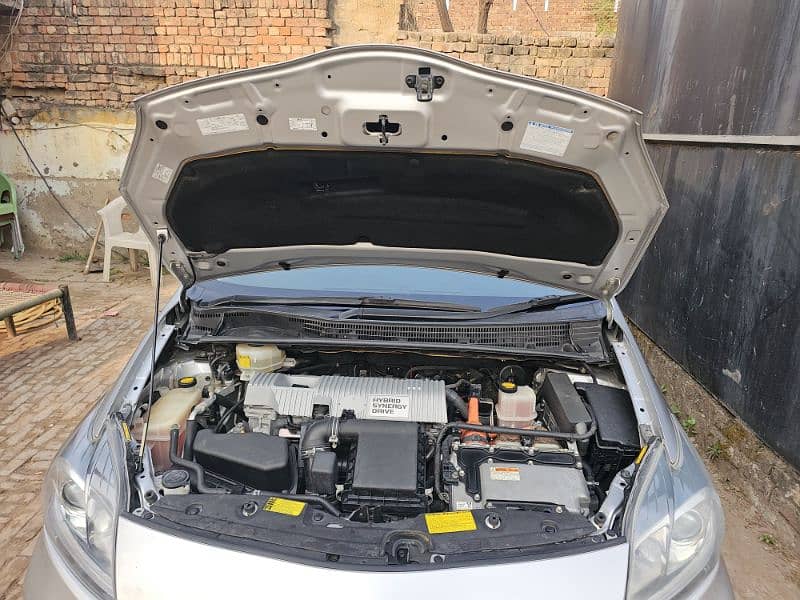 Toyota Prius 2011 G package 6