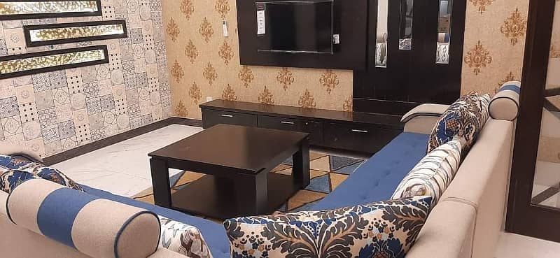 10 Marla House Fully Furnished For Rent in Bahria Town Lahore. 18