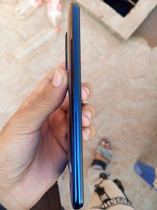 vivo v15 4