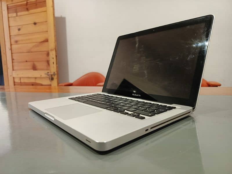 Macbookpro 8,1 1