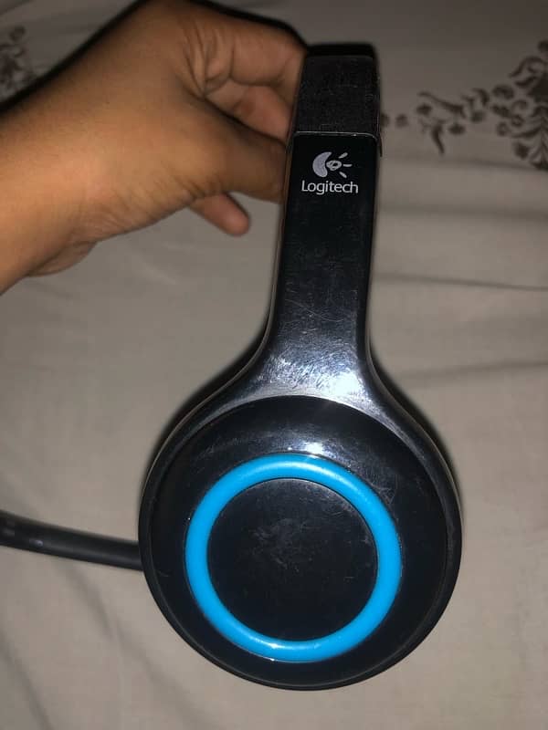 H600 Logitech 0