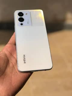 INFINIX NOTE 12