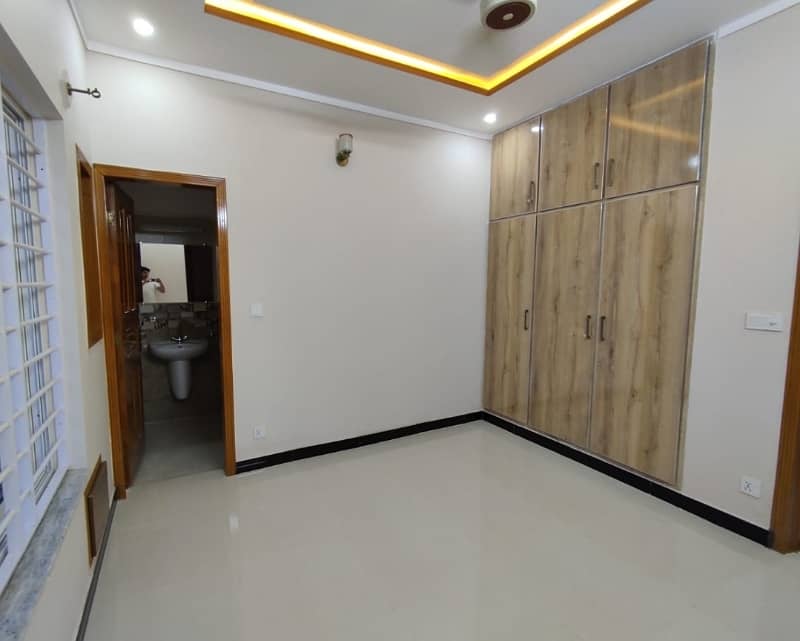 4 Marlas Tile Flooring Double Storey Near Park & Kashmir Highway G-13 10