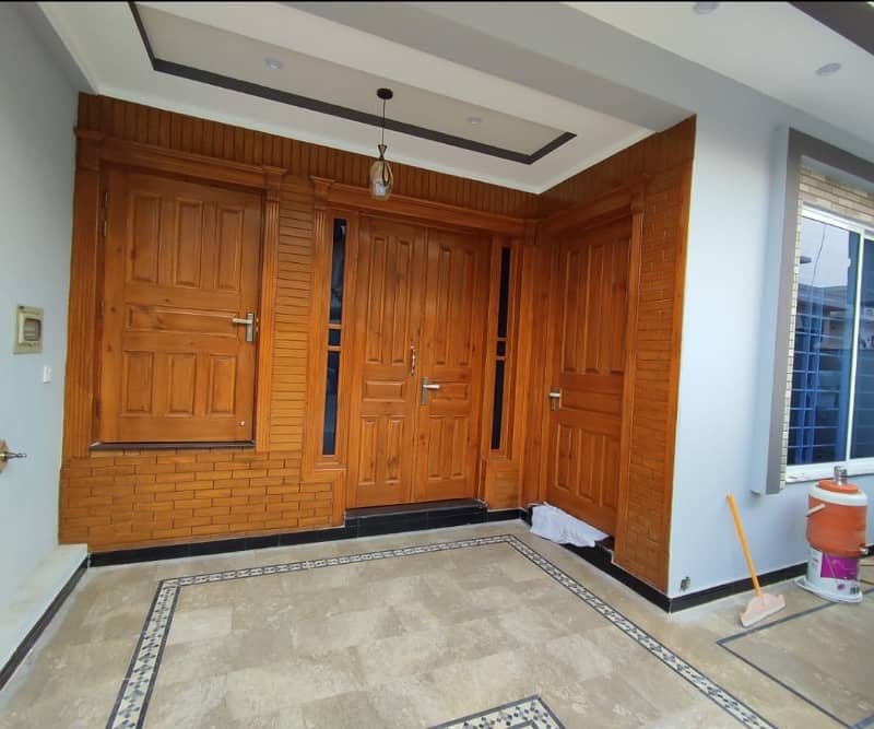 4 Marlas Tile Flooring Double Storey Near Park & Kashmir Highway G-13 15