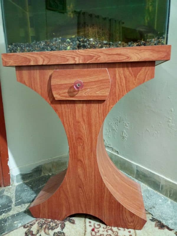 fish aquarium available 2