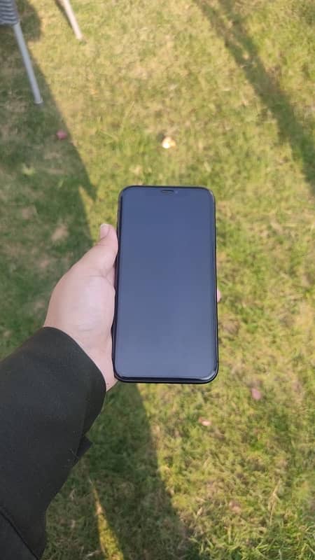 iphone 11 64 GB Non PTA 1