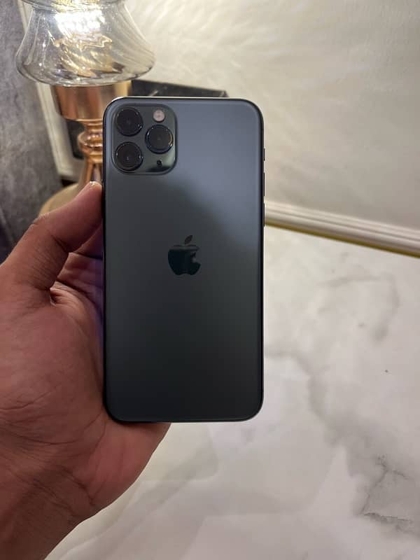 IPHONE 11 PRO 5