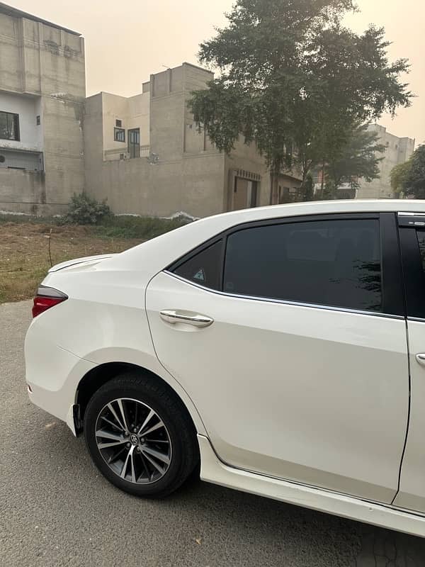 Toyota Altis Grande 2018 8