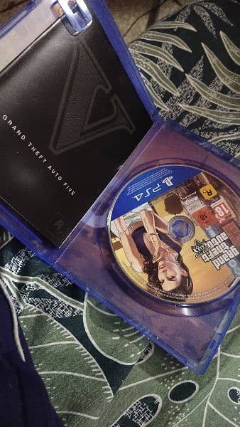 Gta V DVD and other games for installation 1