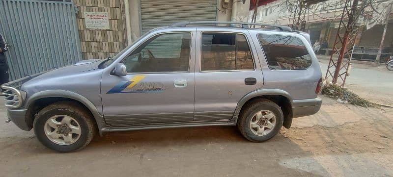 KIA Sportage 2004 1