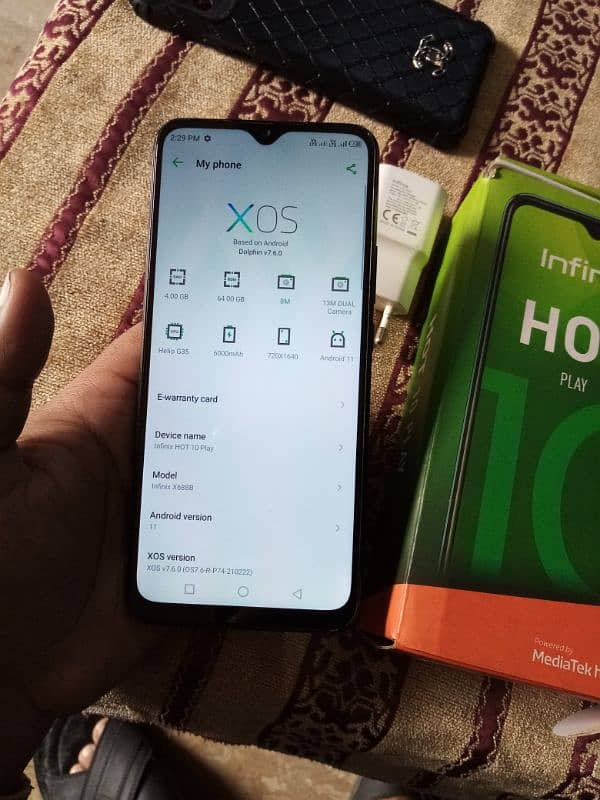 Infinix hot 10 play 4gb or 64gb 2