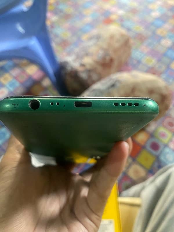 Realme 5i pta approved with box 4/64 Gb 2