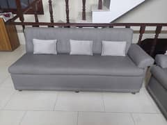 URGENT SALE. 5 SEATER SOFA SET.  NEWLY FOAM 10/9 - CLOTH 10/8