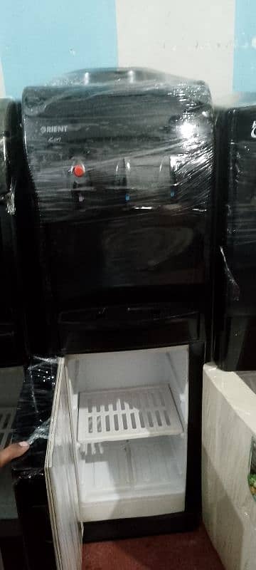 good condition water dispensers with garanti 11