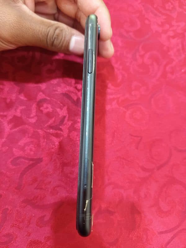 Iphone XR Non PTA 64Gb For Sale 1