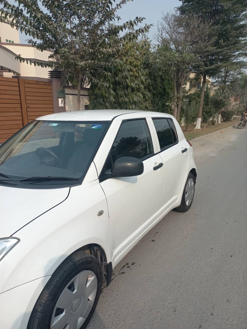 Suzuki Swift 2012 Dx 5