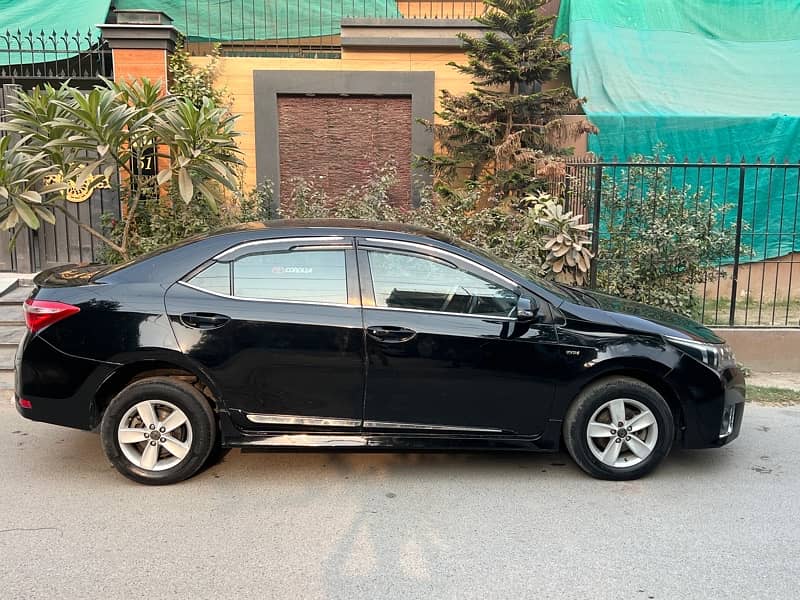 Toyota Corolla GLI automatic 2015 10