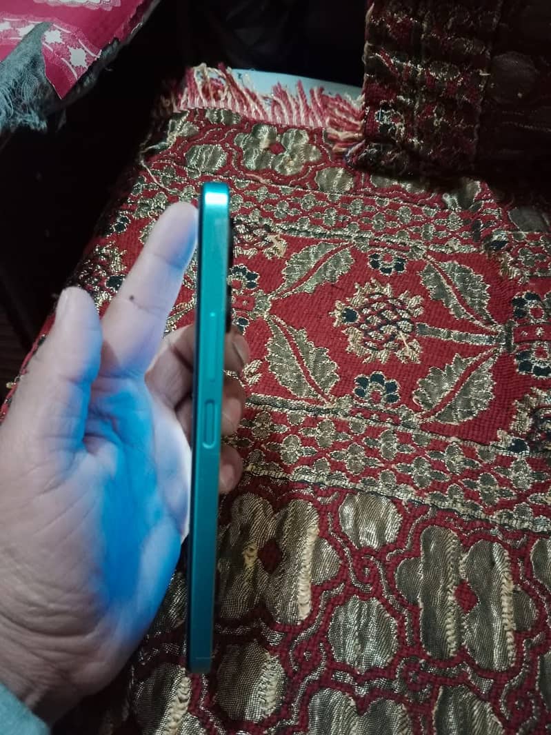 Realme C33 4Gb 64Gb 1