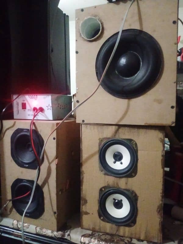 2 speakers and 1 woofer with Bluetooth amp 2