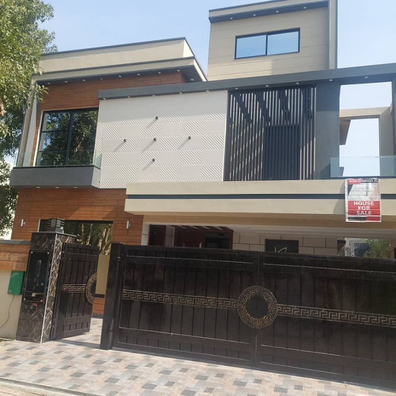 Brand New 10 Marla House for Sale in Overseas A Block, Bahria Town, Lahore 0