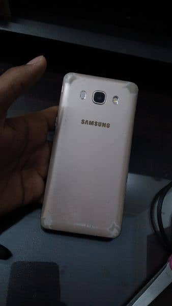 Samsung j5 2016 4