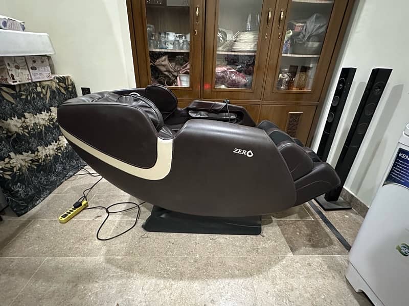 zero massage chair 360 slightly used 2