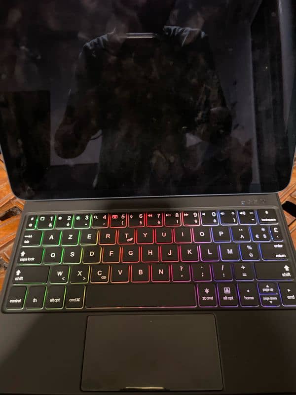 ipad pro magic keyboard 4