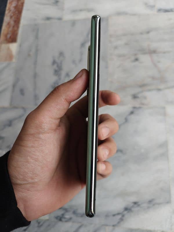 Oppo Reno 11 5G, (Pre-order stoke) 24-Months warranty. 4