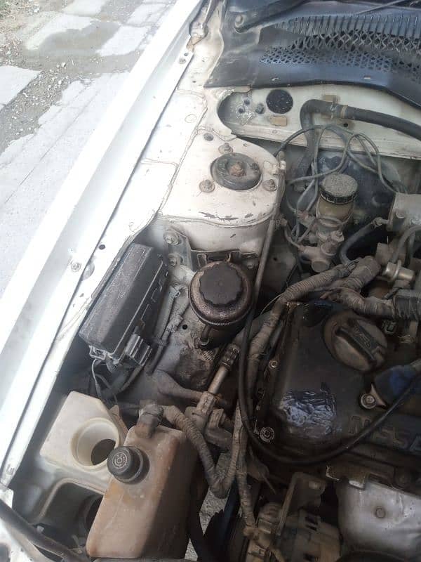 Nissan Sunny 1992 in good condition 4