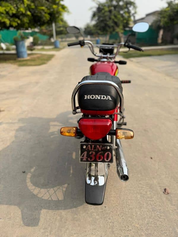 honda CD 70 2022 Model 3