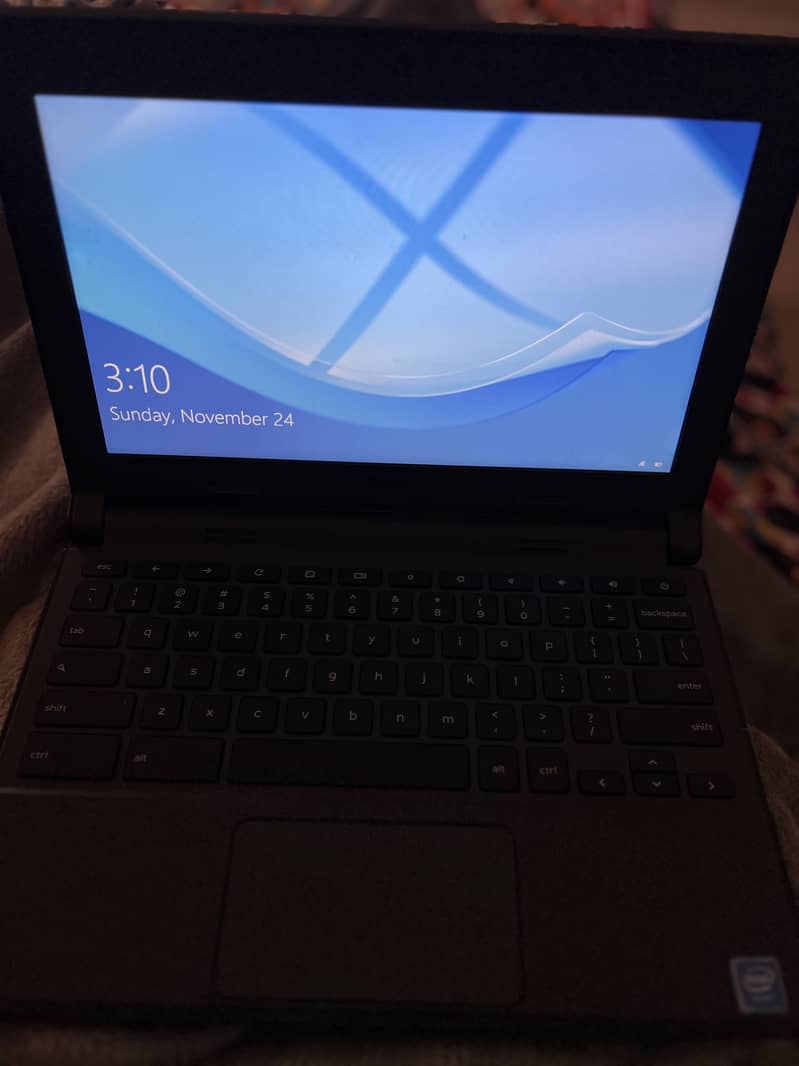 Google Chrome Book P221 1