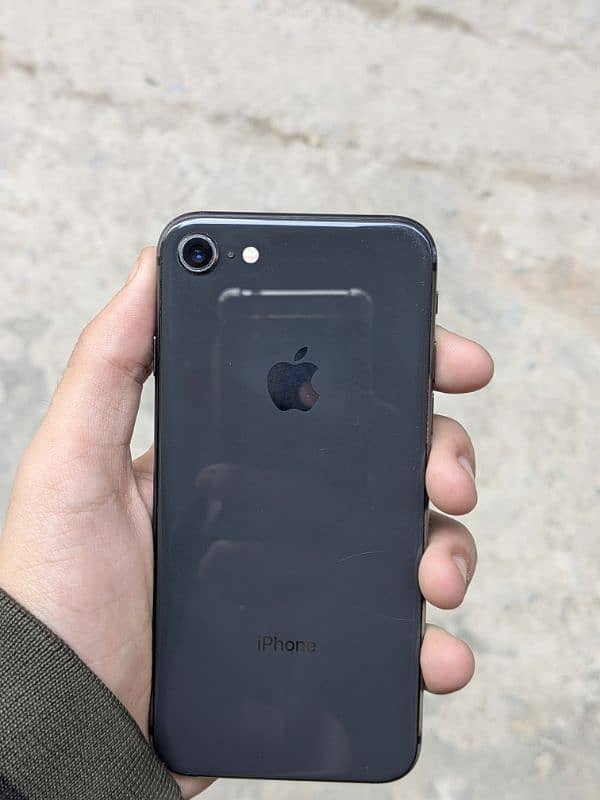 iPhone 8 __64 Gb (Non-PTA) 1