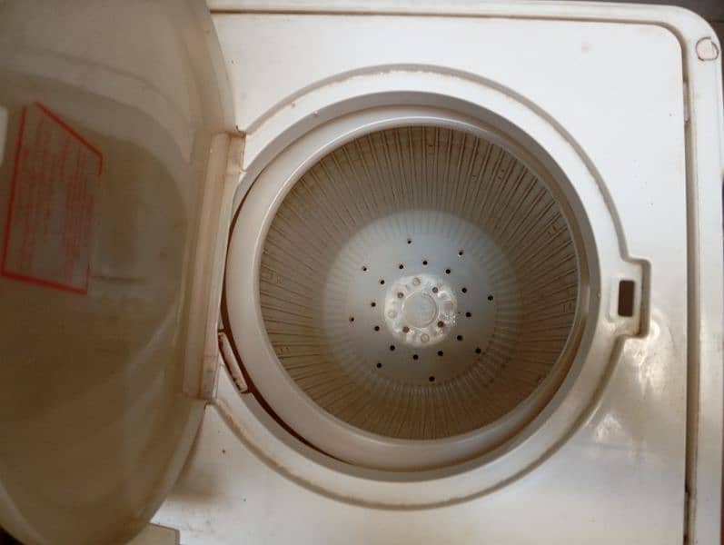 10kg Dawlance washing machine 2