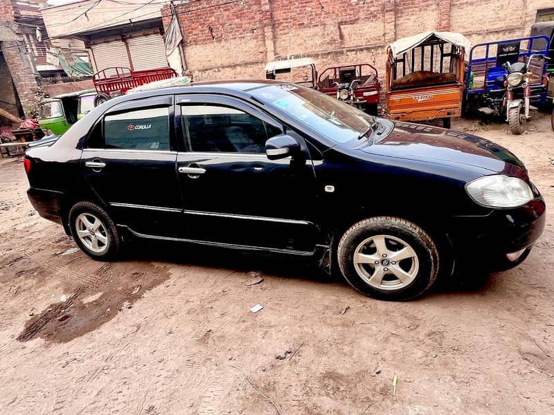 Toyota corolla se saloon 2004 5