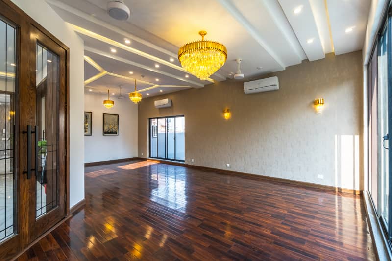 Fully Basement 1 Kanal House Nearby KFC in DHA Phase 6 For Sale 5