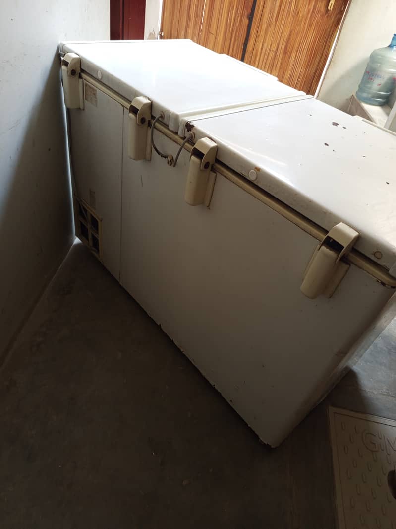 double door freezer pel 3